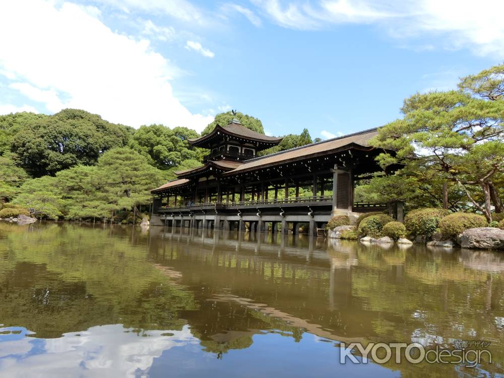 平安神宮　神苑泰平閣