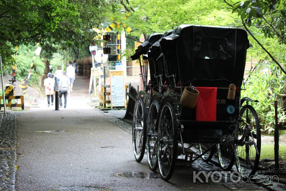 野々宮踏切と人力車