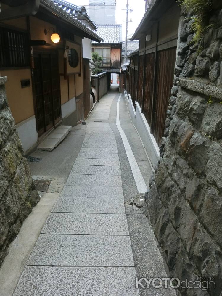 石塀小路