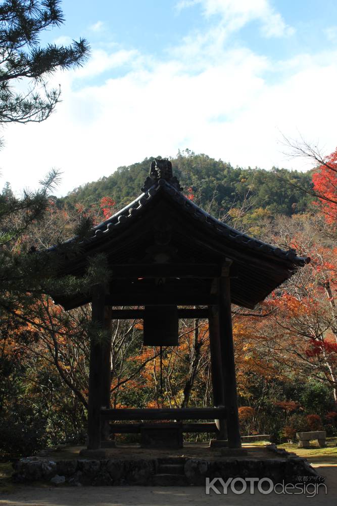 紅葉の高雄　西明寺