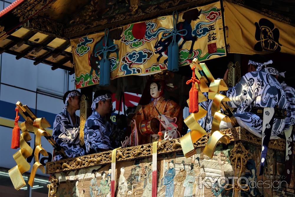 祇園祭山鉾巡行　鶏鉾