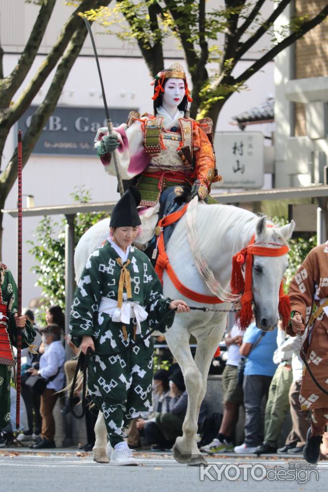 時代祭り　中世夫人列　巴御前
