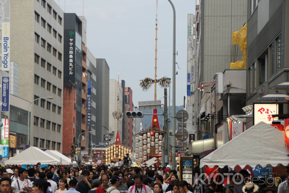 祇園祭2014 宵山夕暮れの四条通