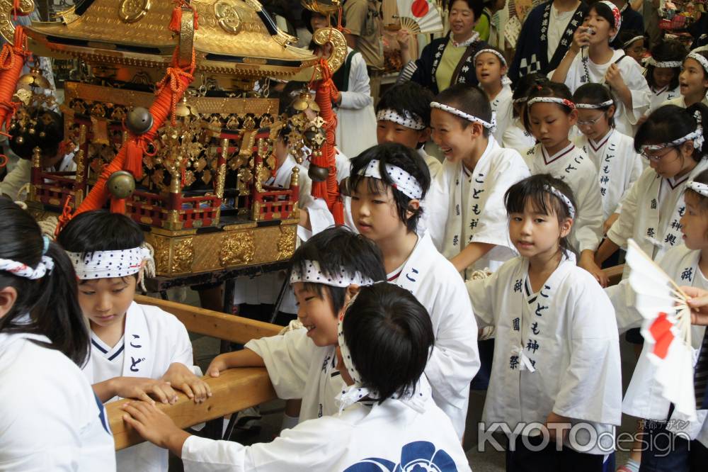 花傘巡行　子供神輿④