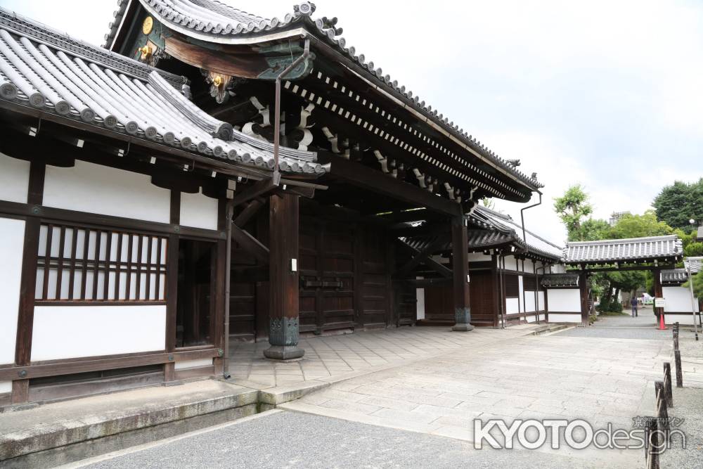 西本願寺 大玄関門