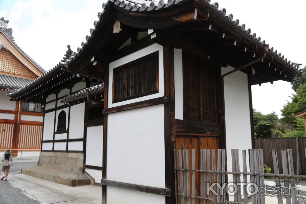 西本願寺 旧仏飲所