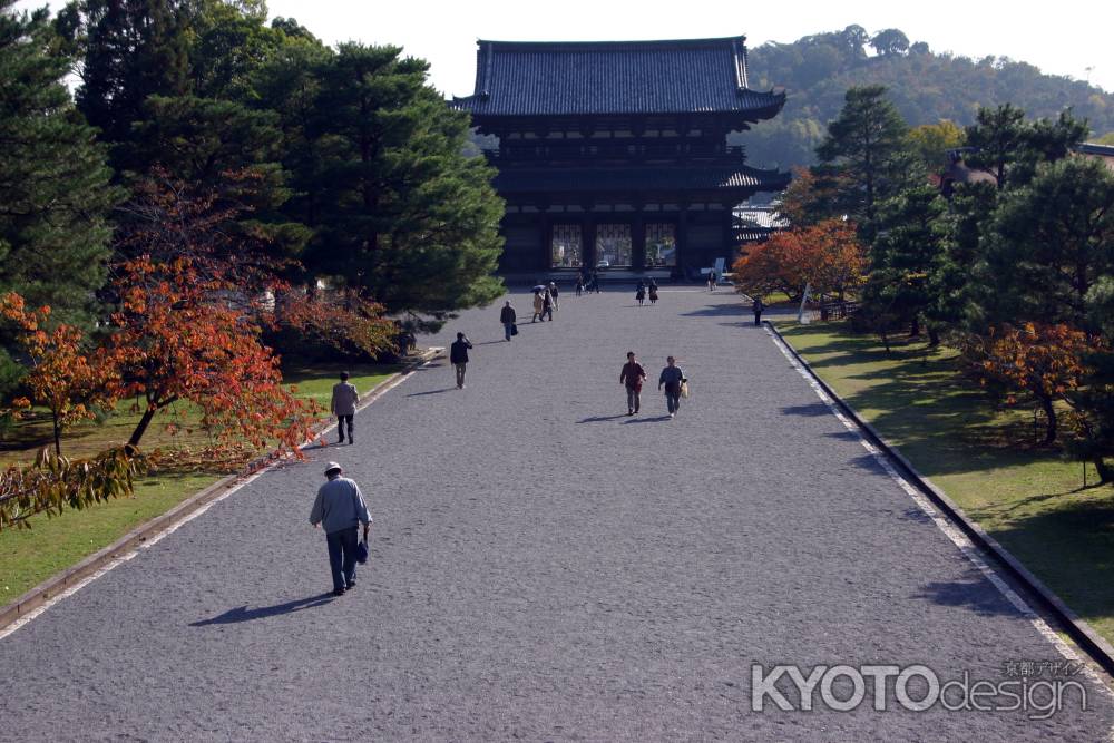 仁和寺中門から二王門