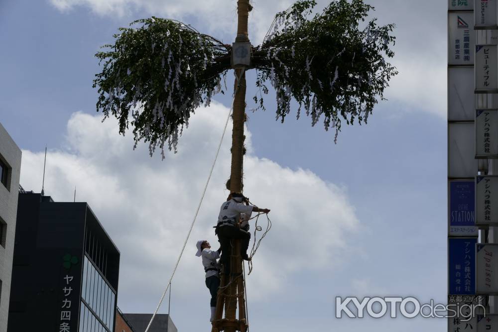 祇園祭　山鉾建て