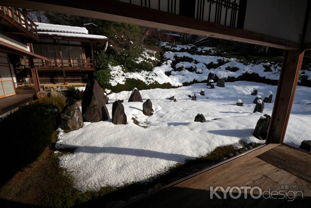 冬の光明院庭園