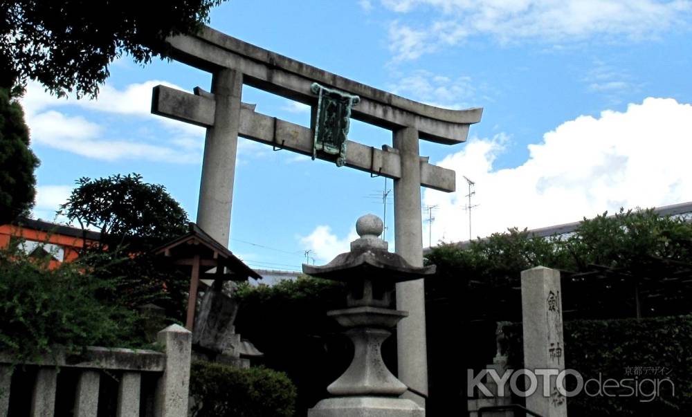 剣神社　大鳥居