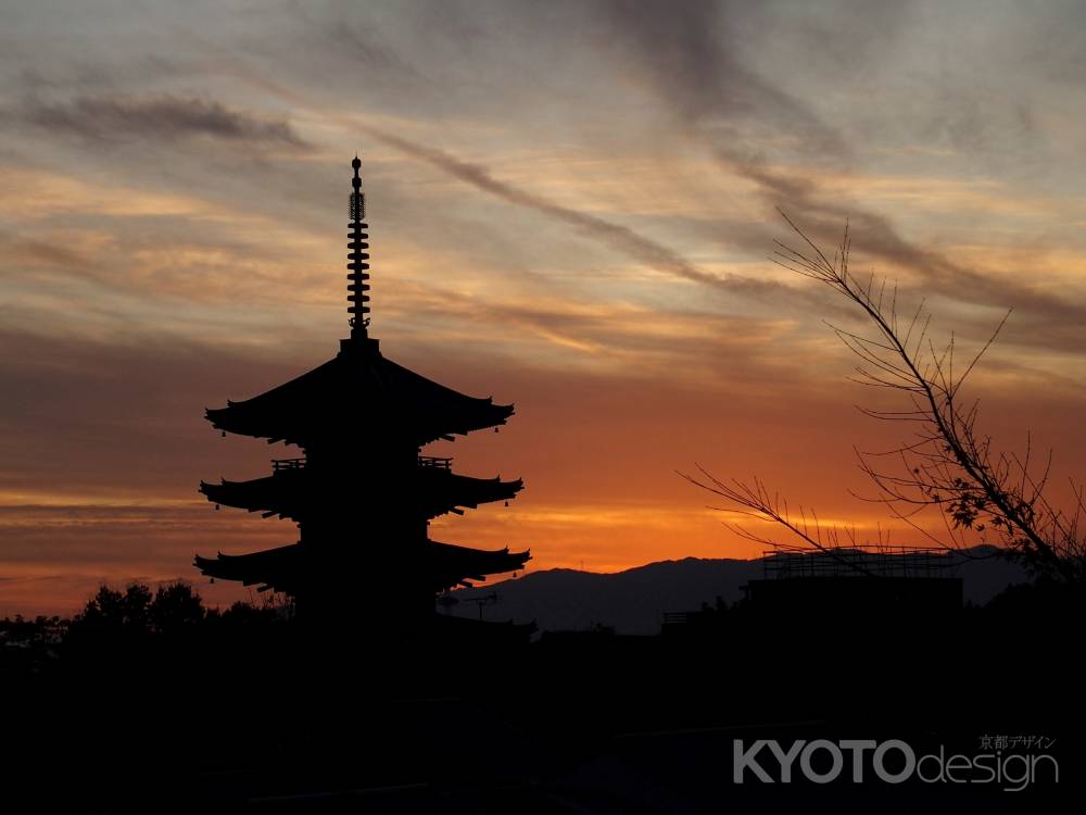 2019　冬　八坂の塔と京都タワー　7