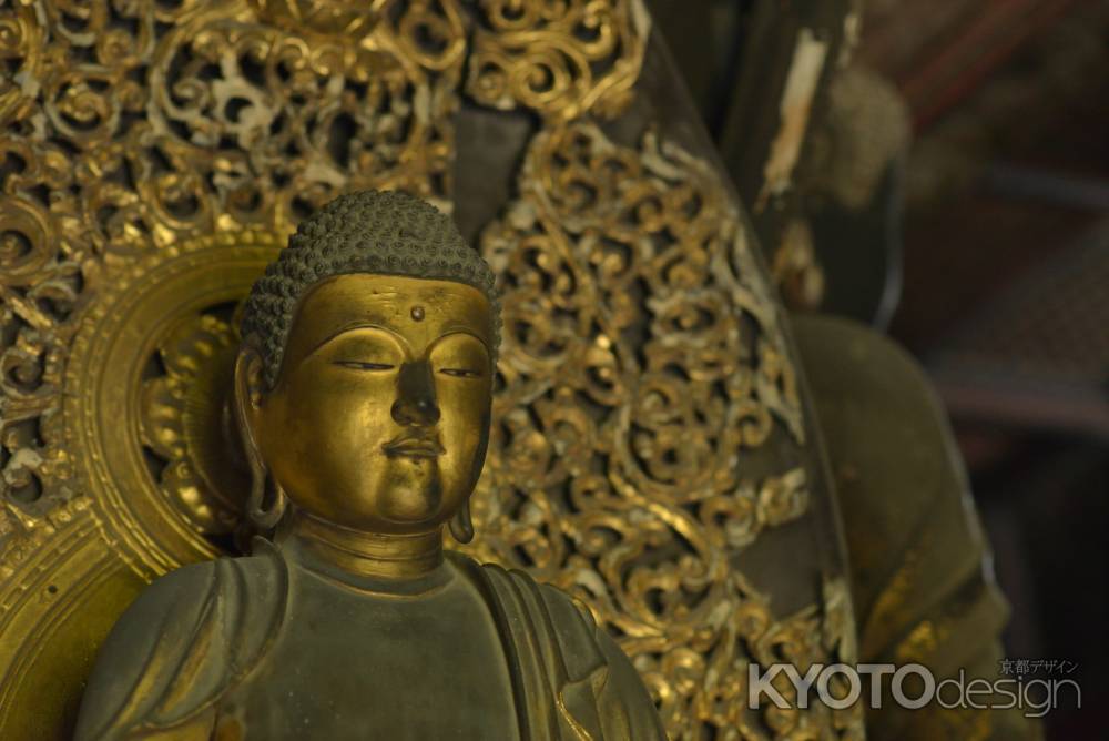 法観寺・五重塔の初層内