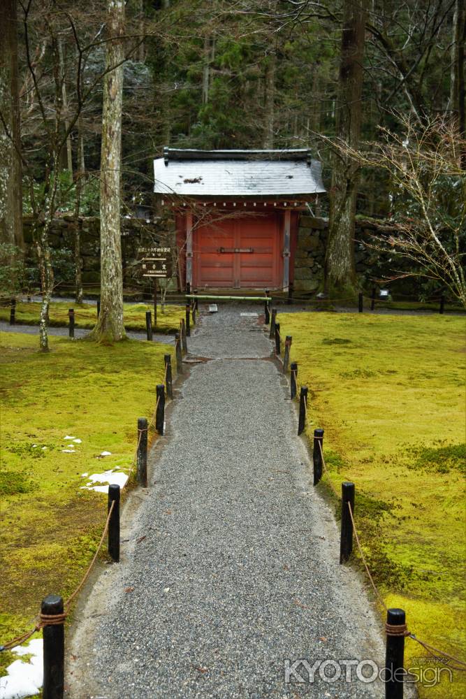 残雪の朱雀門