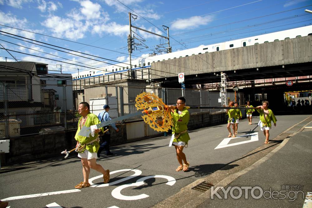 剣鉾と新幹線