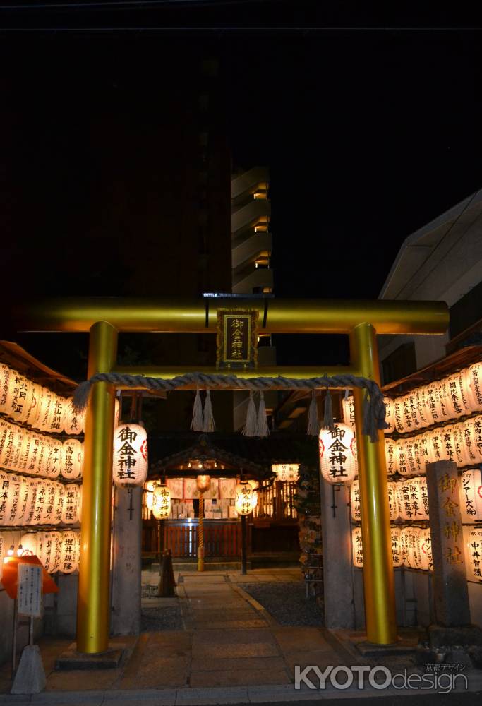 金の鳥居