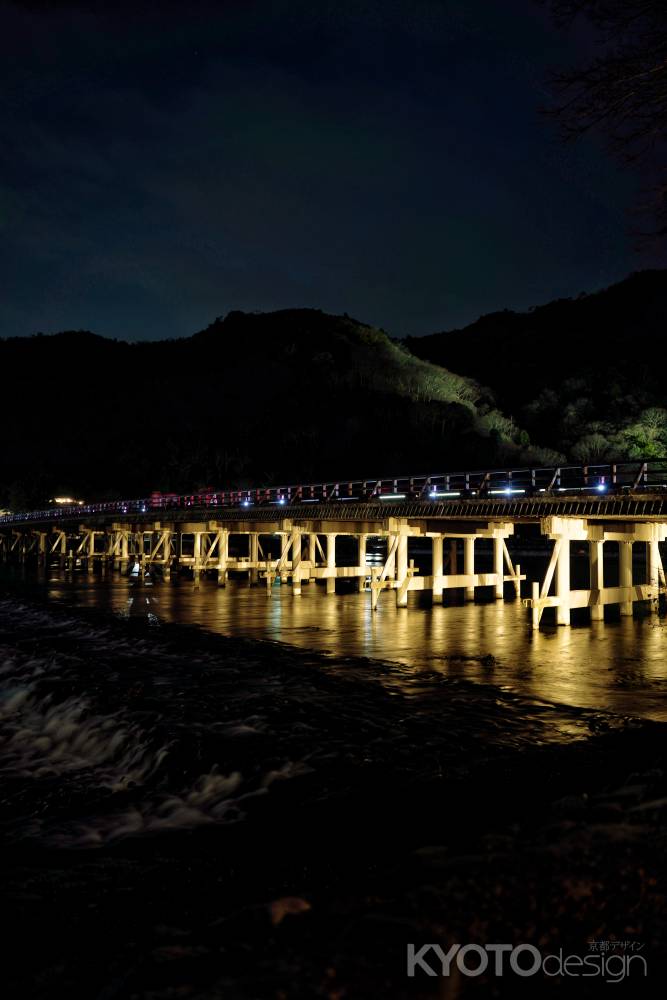 渡月橋のライトアップ2