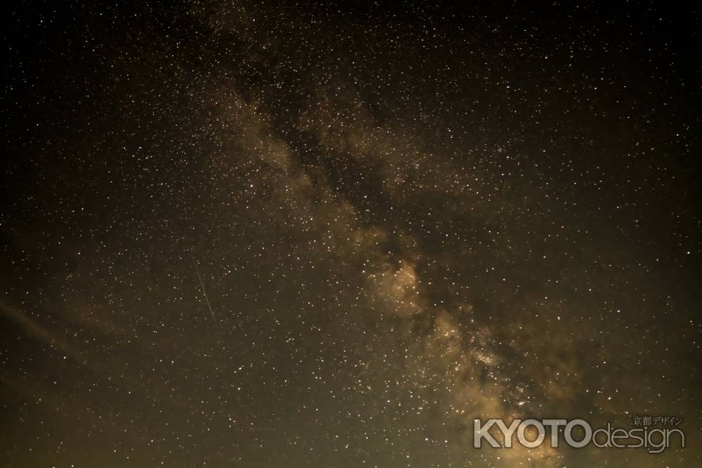 天の川と流れ星