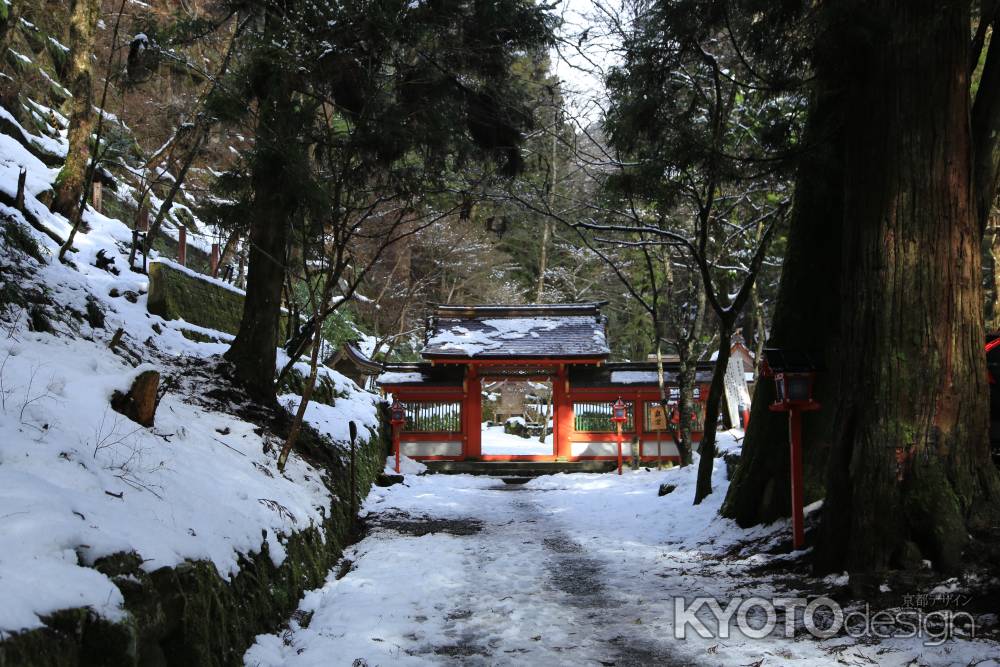 雪の参道