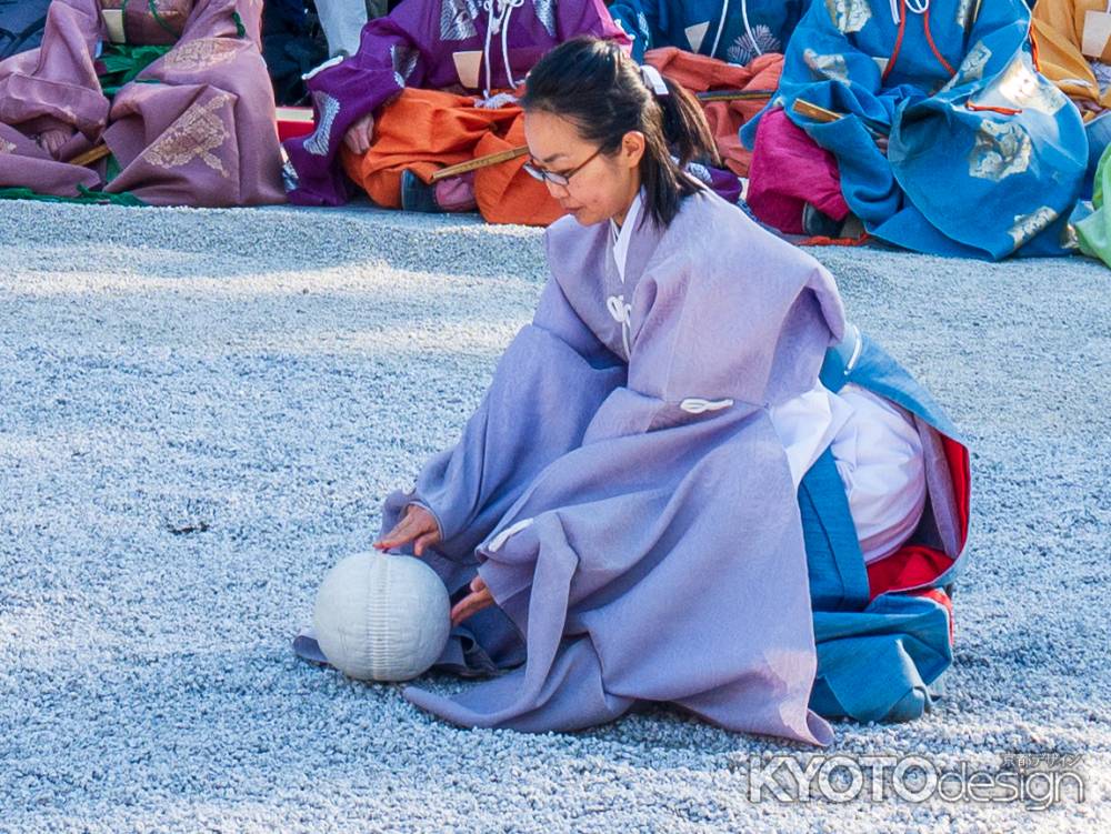 下鴨神社「蹴鞠はじめ」～鞠を置く鞠人～　