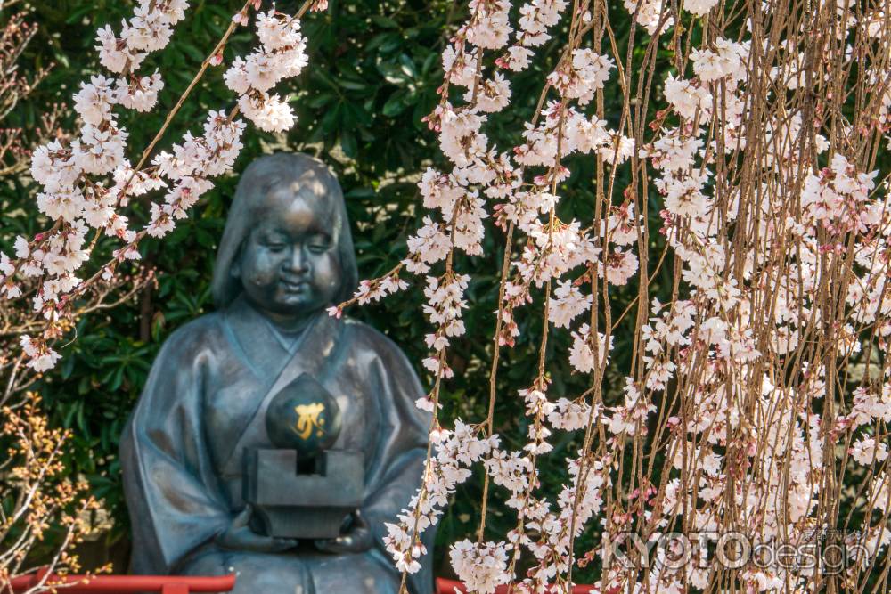 阿亀桜とおかめ像　