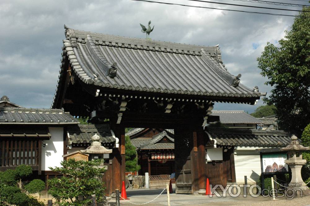 即成院　三門