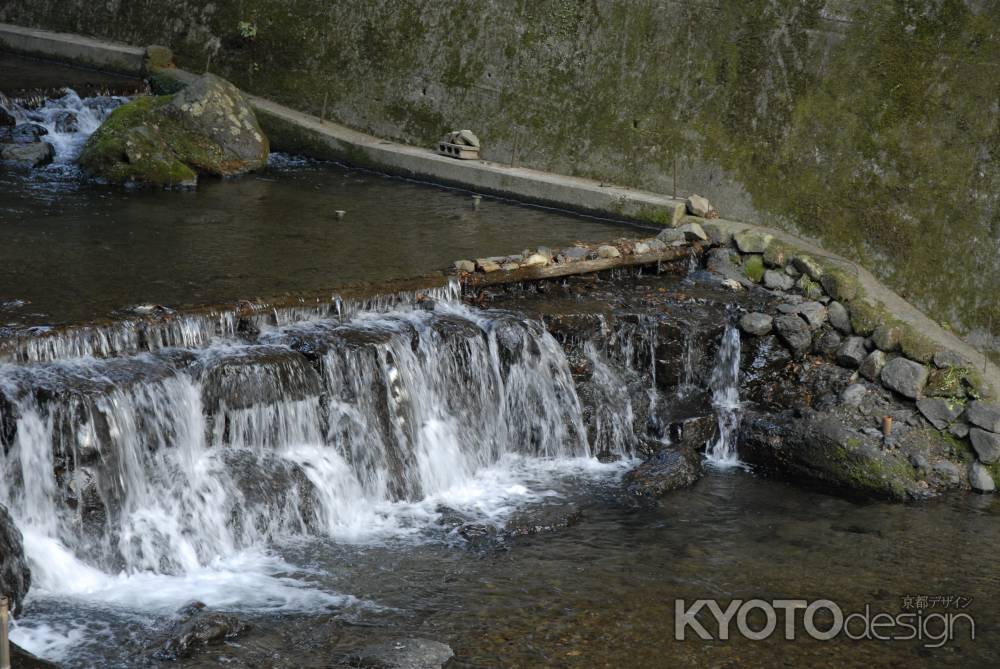 貴船川