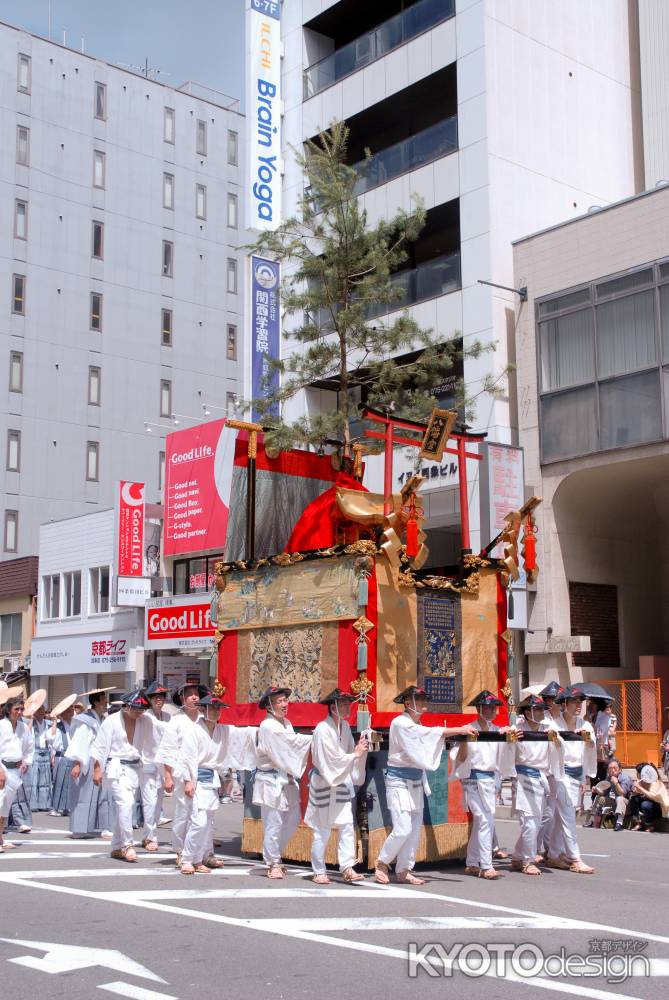 八幡山　山鉾巡行