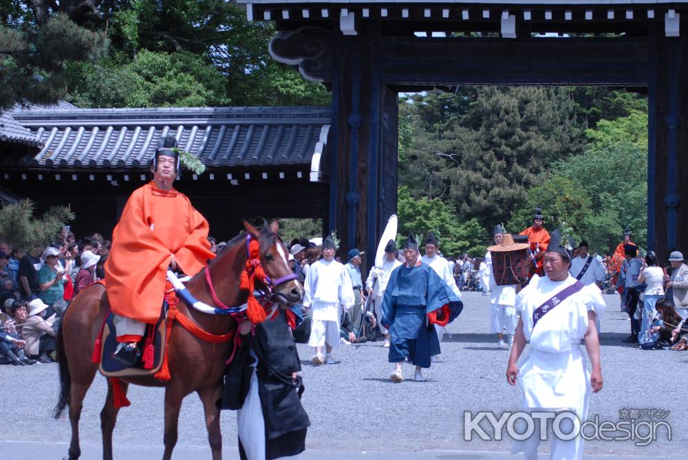 葵祭　馬に乗る舞人