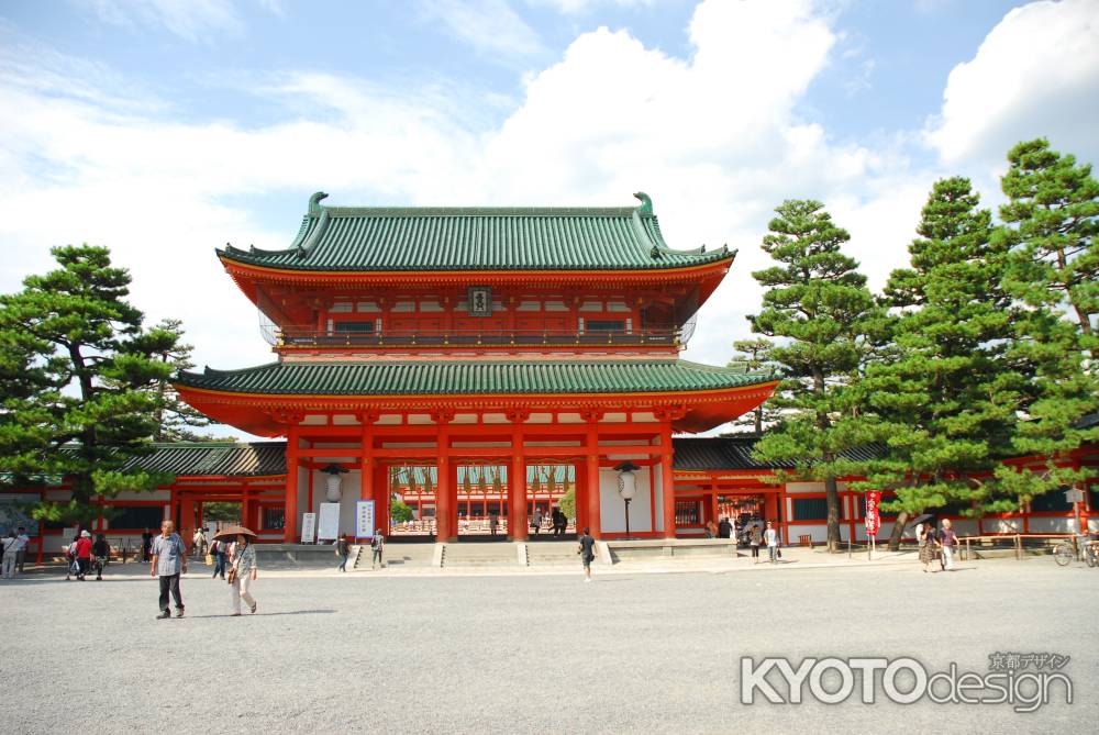 平安神宮の応天門