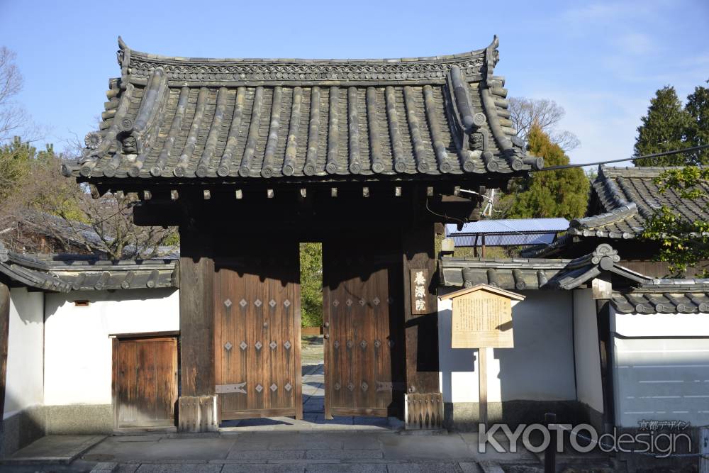 養源院の門