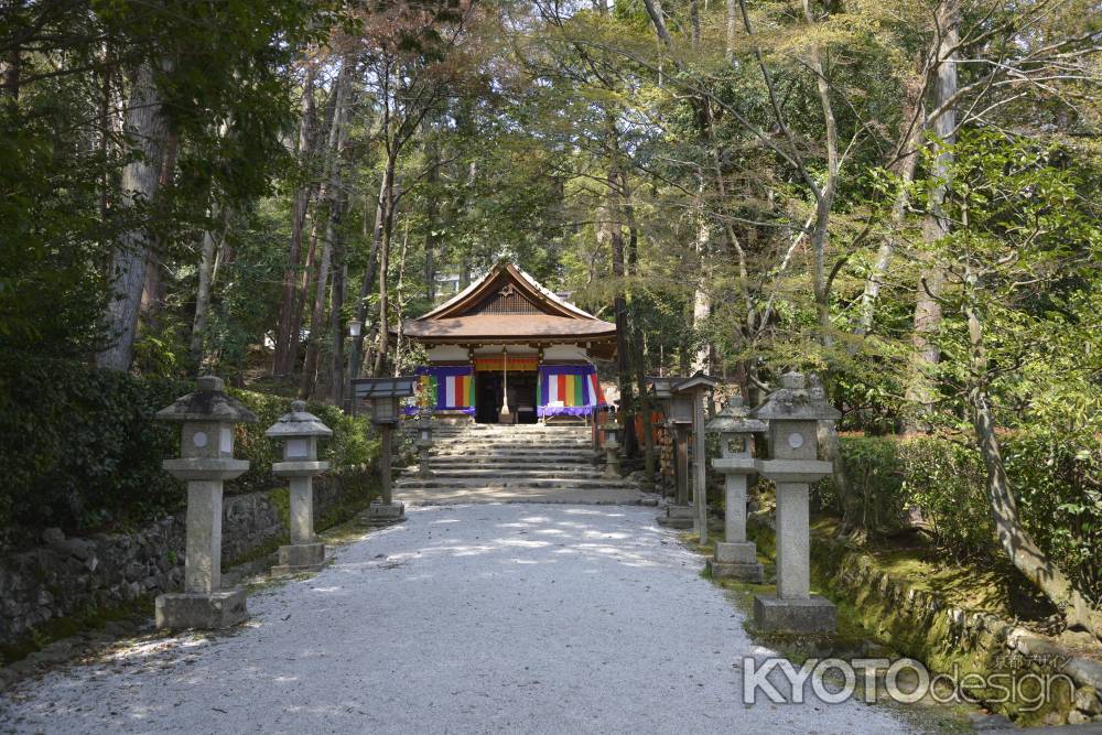 大田神社　拝殿