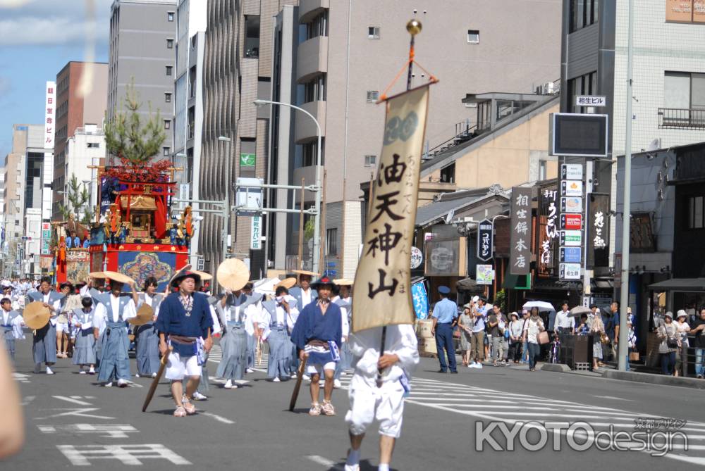 山鉾巡行油天神山