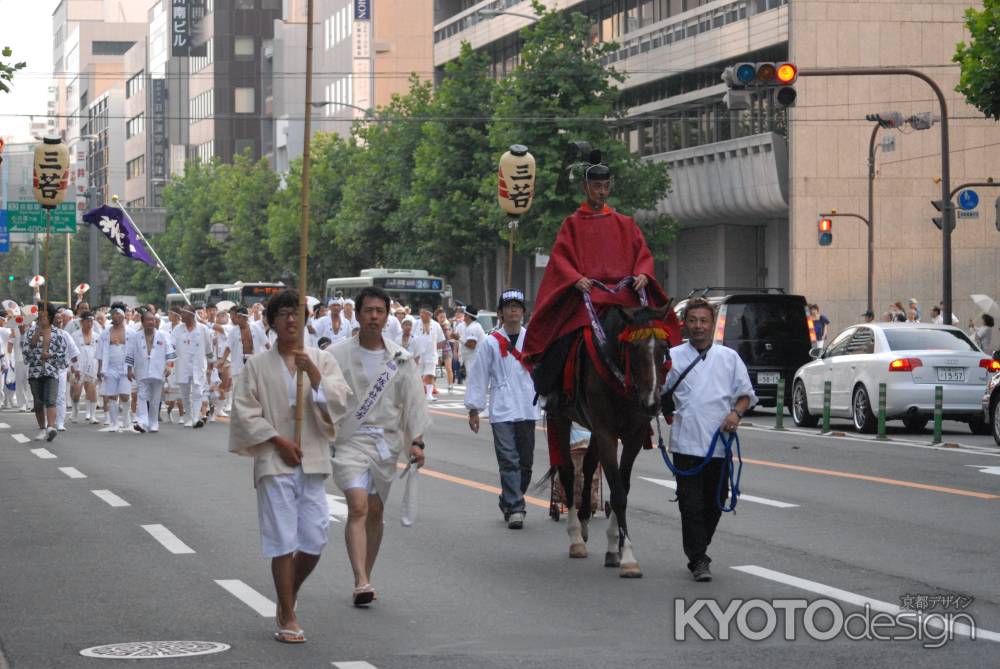 八坂神社宮司と三若衆