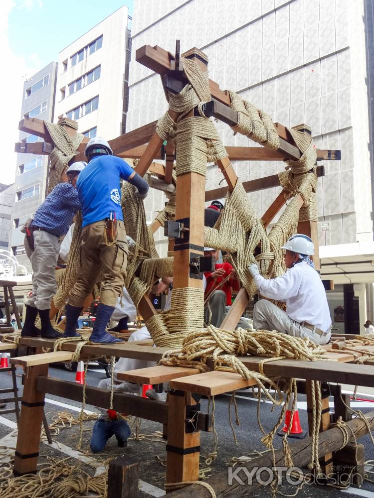 鉾建て　長刀鉾