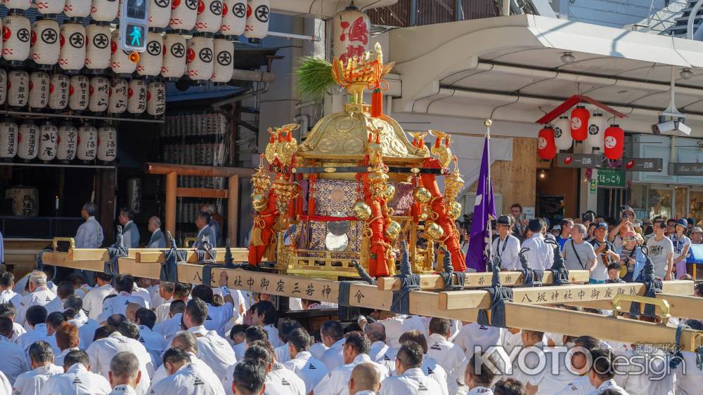 祇園祭2018　還幸祭　中御座神輿お祓い中