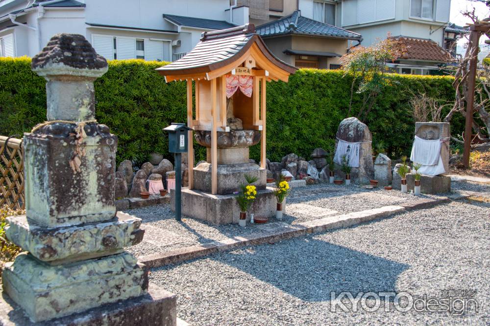 勝龍寺　弥勒菩薩