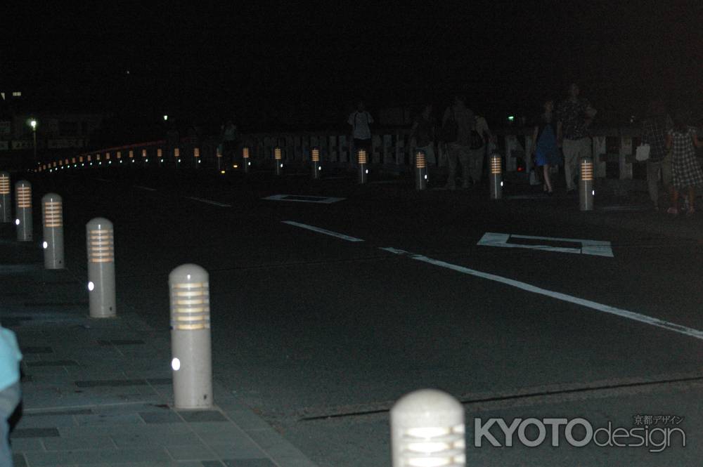 夜の渡月橋