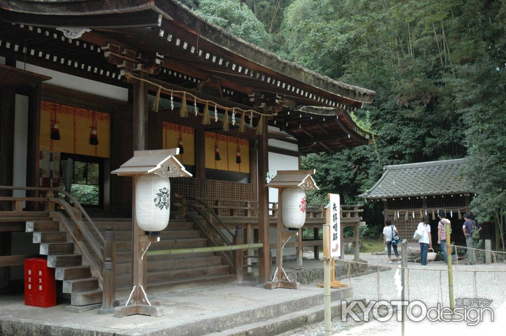 宇治上神社　拝殿