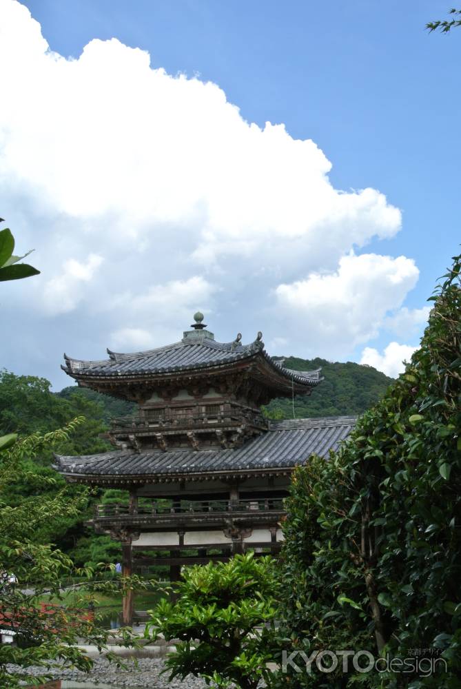 雲と平等院