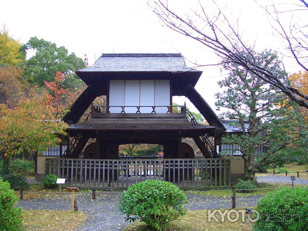 渉成園　傍花閣