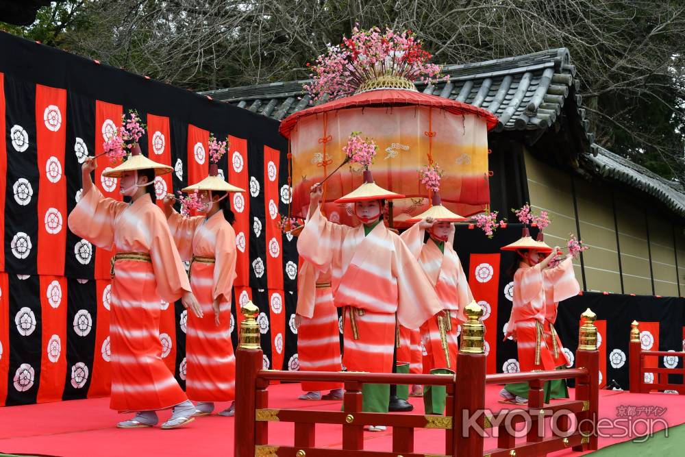 小野のお寺の踊り　はねずおどり