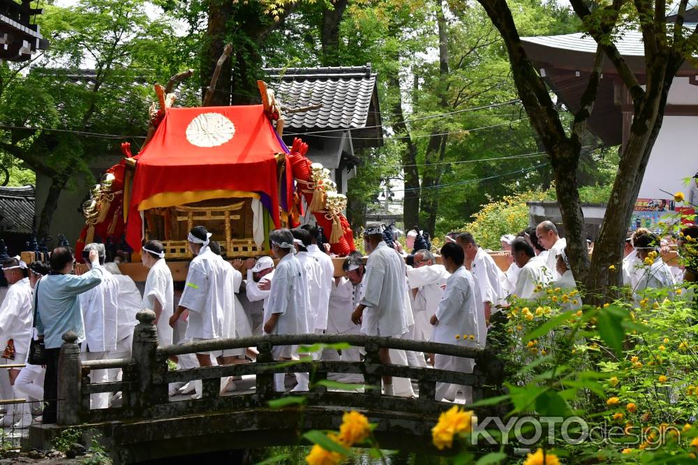 やまぶき咲く神幸祭