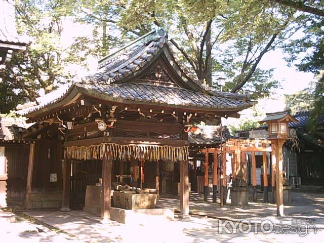 下御霊神社　すすぎ水