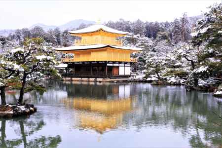 金閣寺雪の朝２