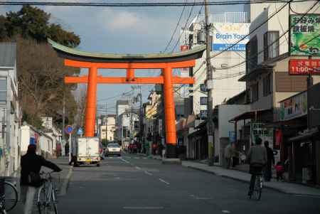 御香宮神社参道の朱鳥居