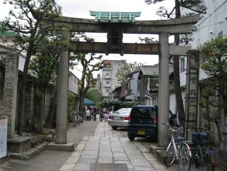 仏光寺通の鳥居