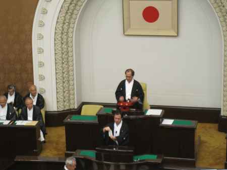 祇園祭くじ取り式の様子