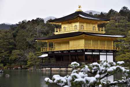 金閣寺・雪景色