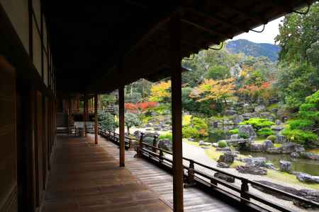 三宝院の表書院前にひろがる庭園