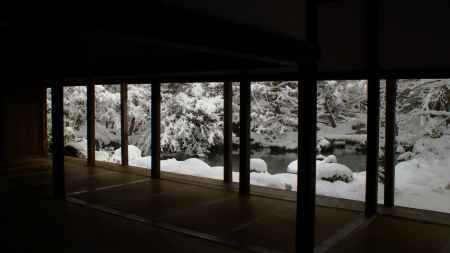 冬の蓮華寺庭園